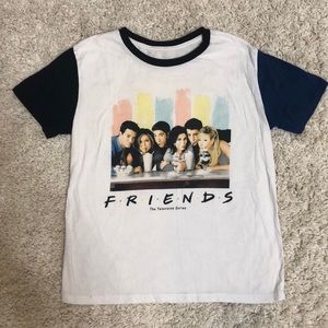 FRIENDS Tee